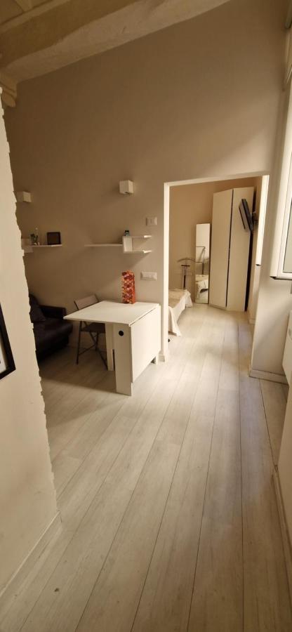 Savelli Apartment Old Town - Near Navona Place Rome Exterior photo